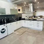 Moradia Rosaboni Em Pinhal De Frades T4 Com Piscina Ferienhaus *